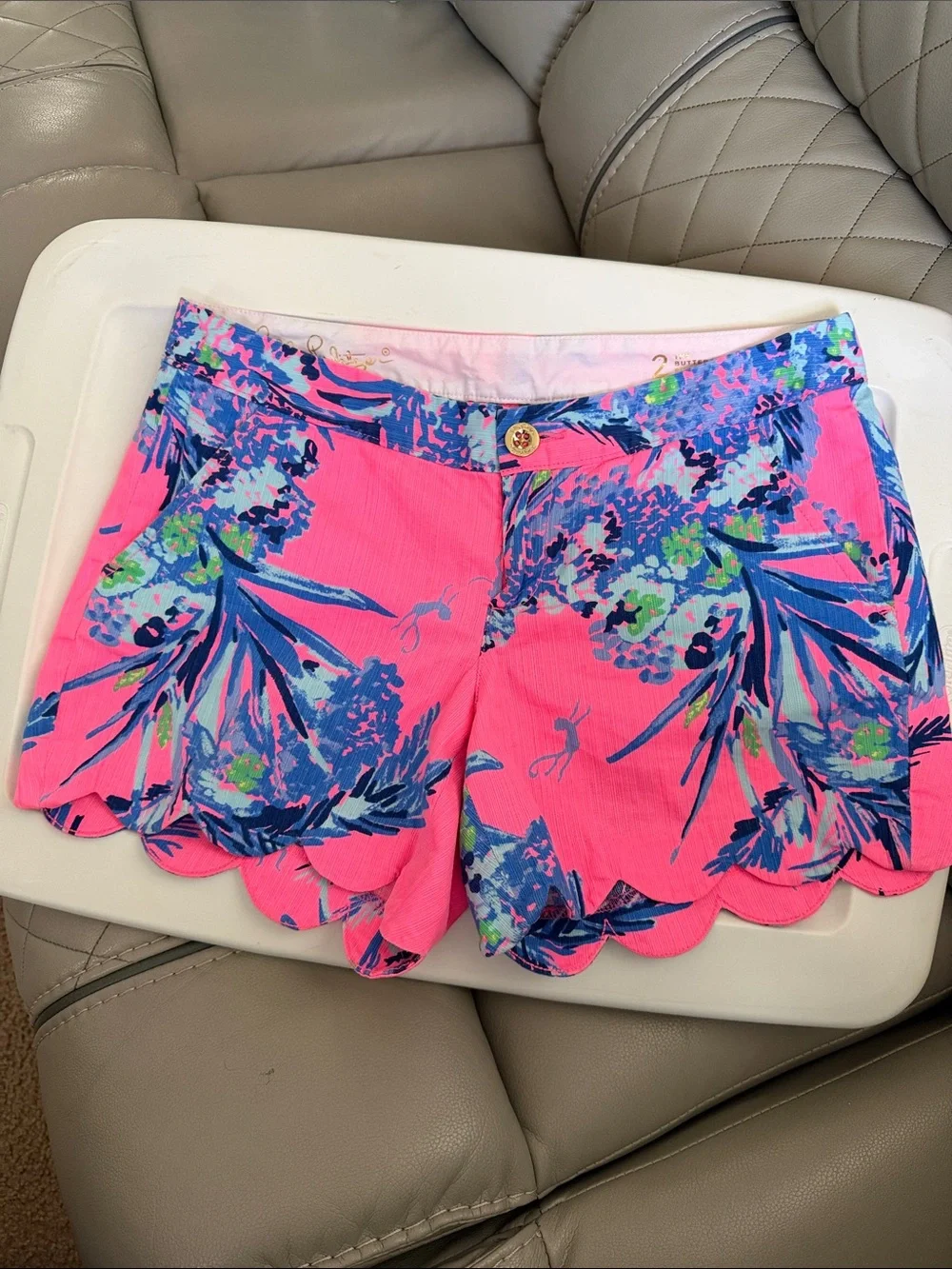 Lilly Pulitzer Hot Pink Floral Scallop Hem Shorts